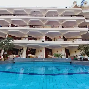 Rezeiky Hotel&camp 3*, Luxor Ägypten